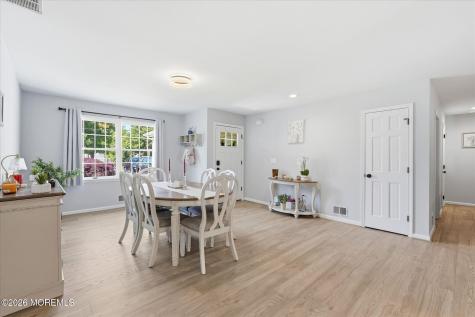 961 Buccaneer Lane Manahawkin NJ 08050