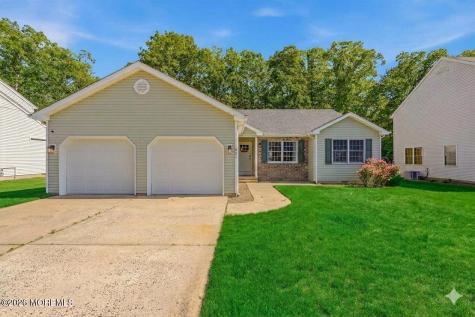 961 Buccaneer Lane Manahawkin NJ 08050