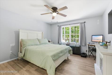 961 Buccaneer Lane Manahawkin NJ 08050