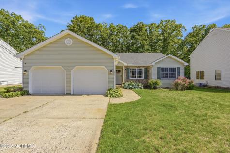 961 Buccaneer Lane Manahawkin NJ 08050