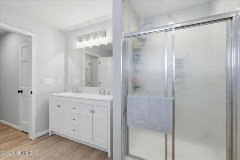 961 Buccaneer Lane Manahawkin NJ 08050