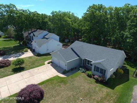 961 Buccaneer Lane Manahawkin NJ 08050