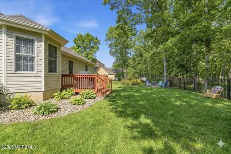 961 Buccaneer Lane Manahawkin NJ 08050