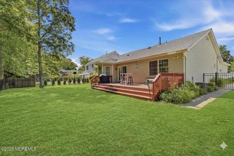 961 Buccaneer Lane Manahawkin NJ 08050