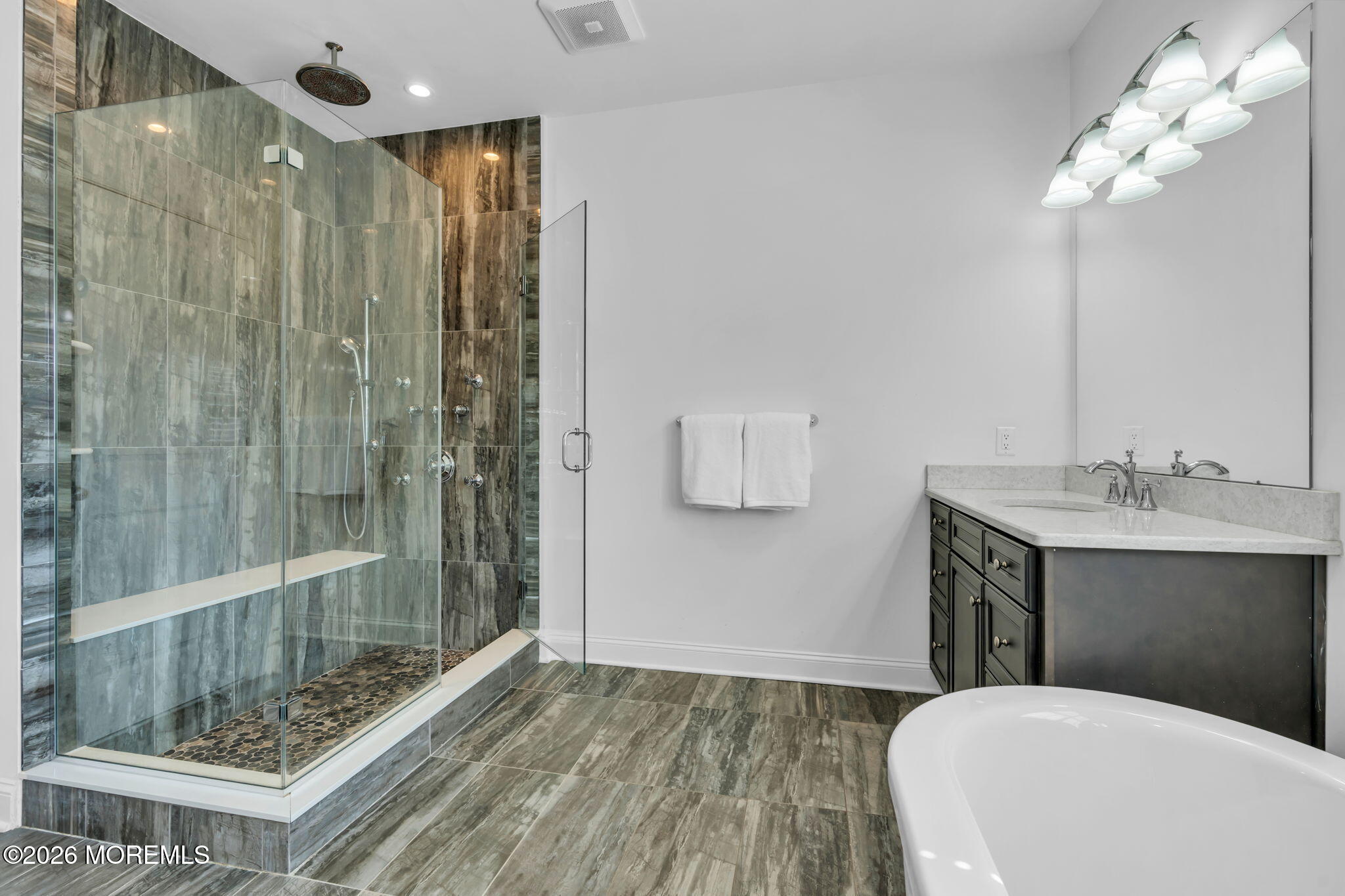6 Van Note Court Middletown NJ 07748