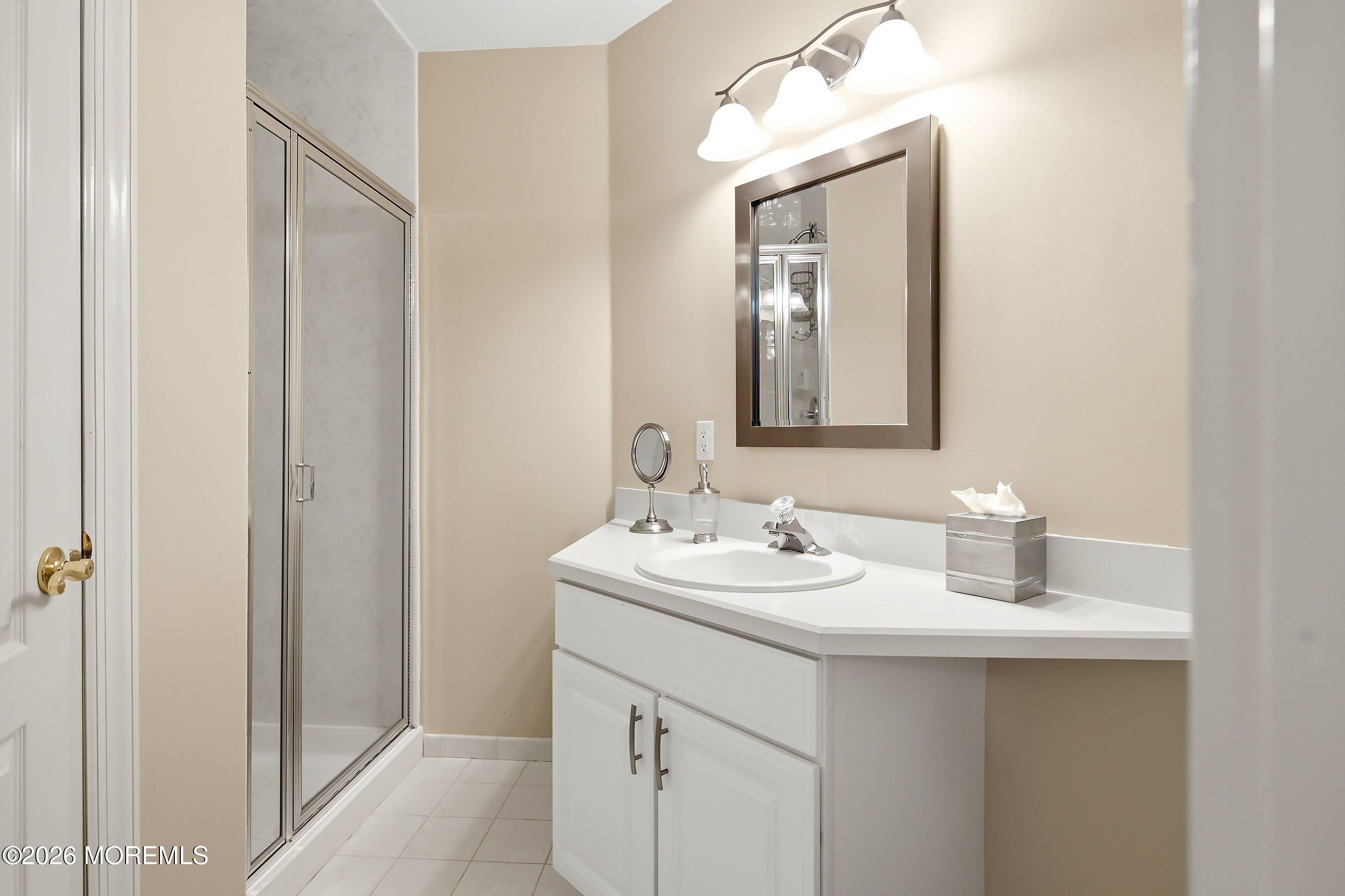 338 Valley View Circle Freehold NJ 07728