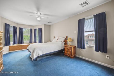 156 Myrtle Avenue Belford NJ 07718