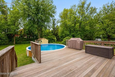 156 Myrtle Avenue Belford NJ 07718