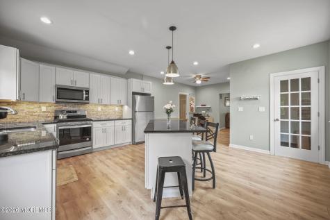 156 Myrtle Avenue Belford NJ 07718