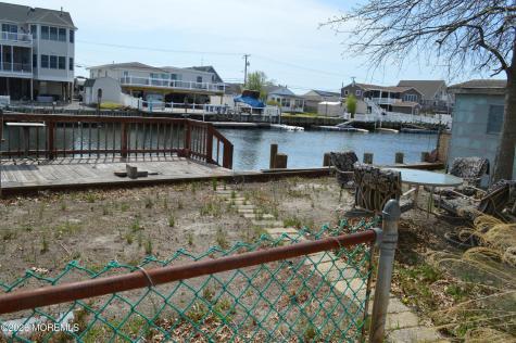 22 N Captains Drive Little Egg Harbor NJ 08087