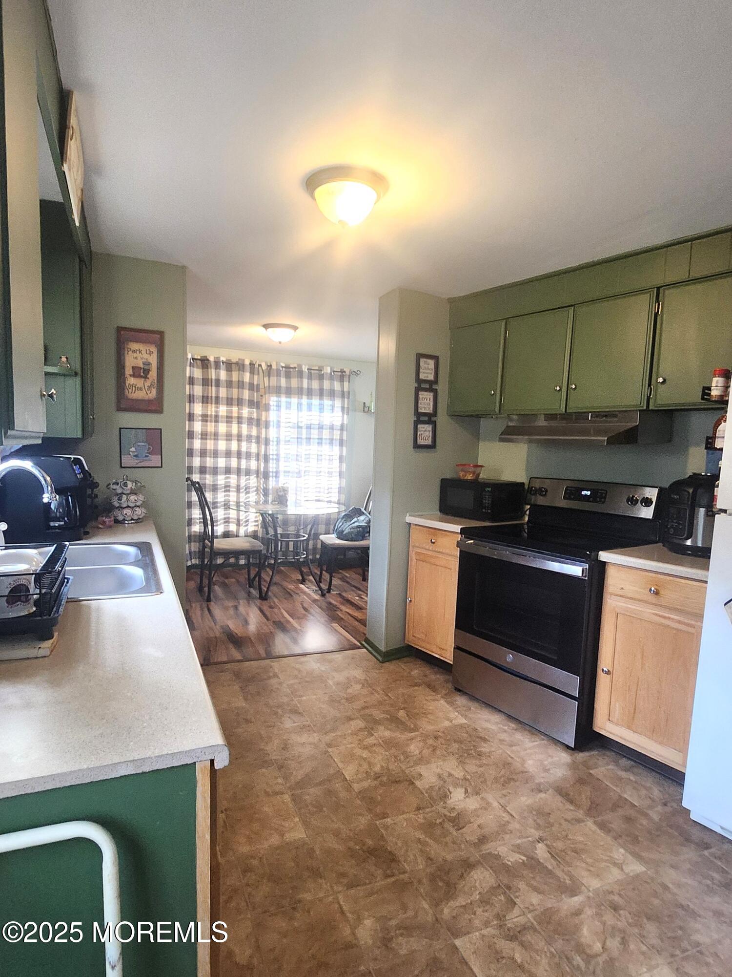165 Mockingbird Way Manchester NJ 08759