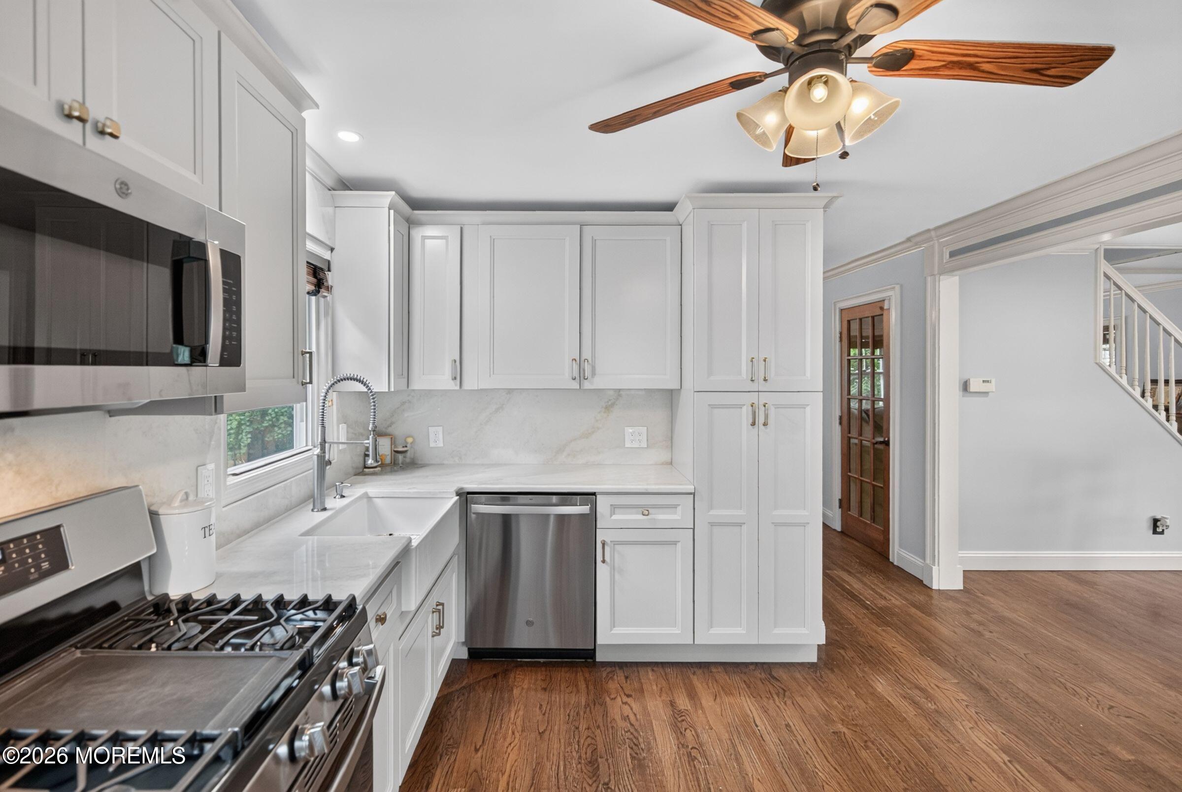 61 Alameda Court Shrewsbury Boro NJ 07702