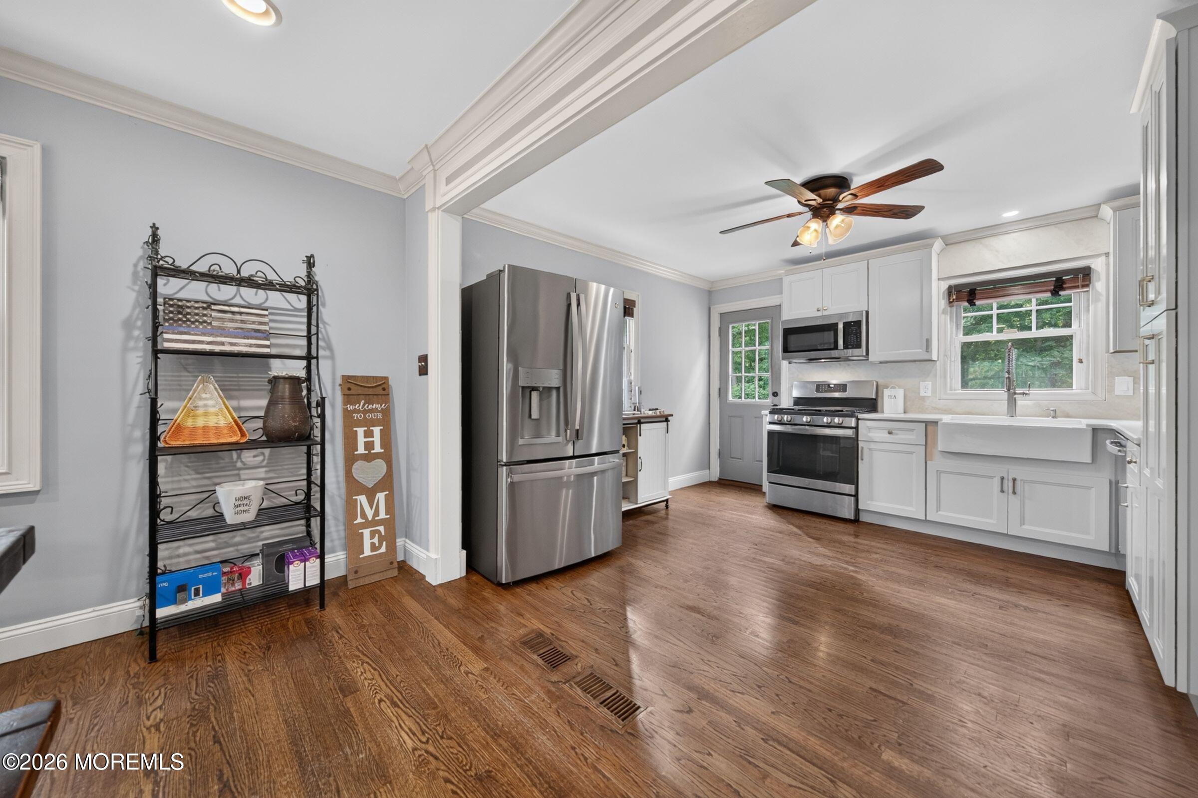 61 Alameda Court Shrewsbury Boro NJ 07702