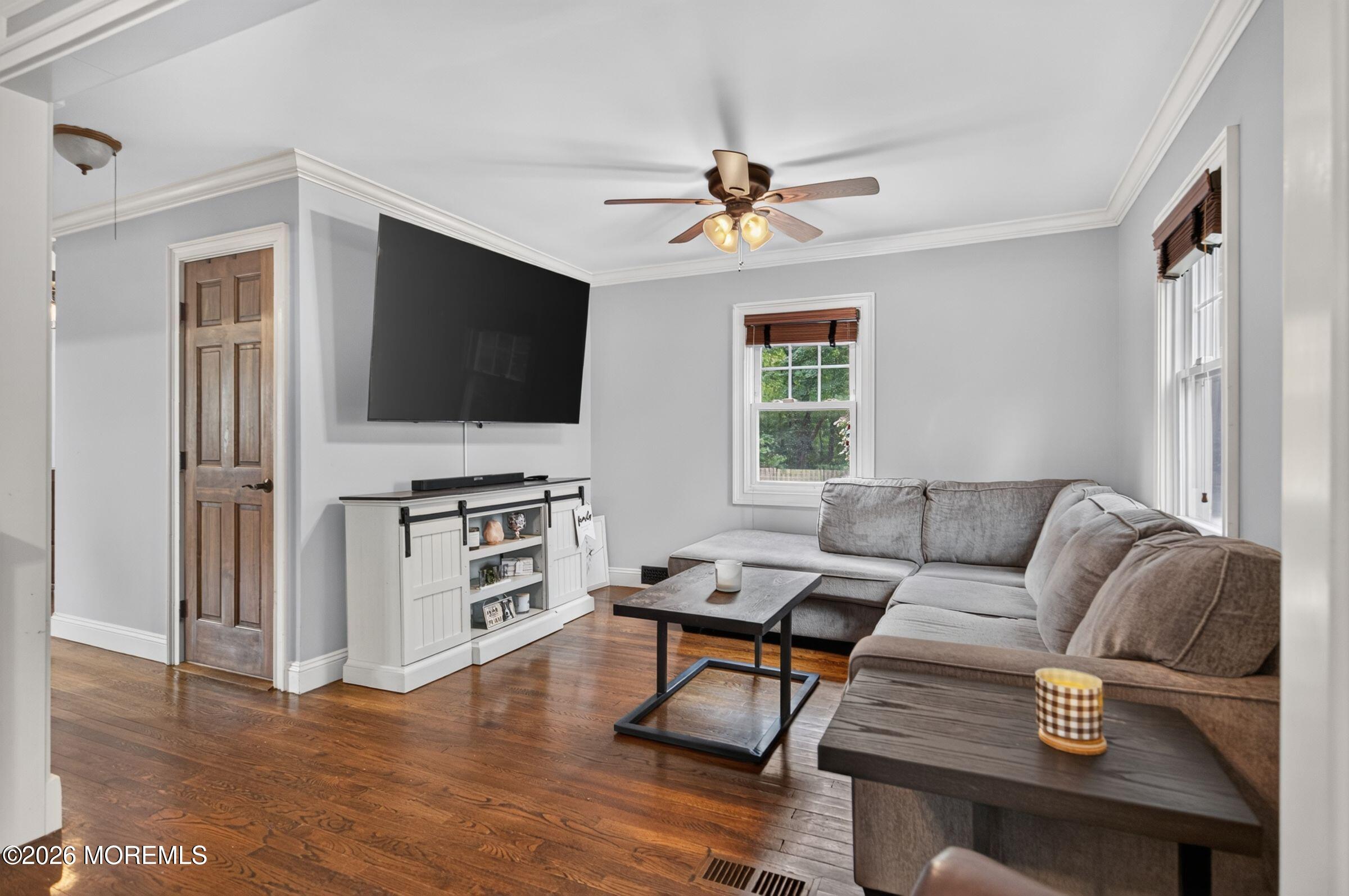 61 Alameda Court Shrewsbury Boro NJ 07702