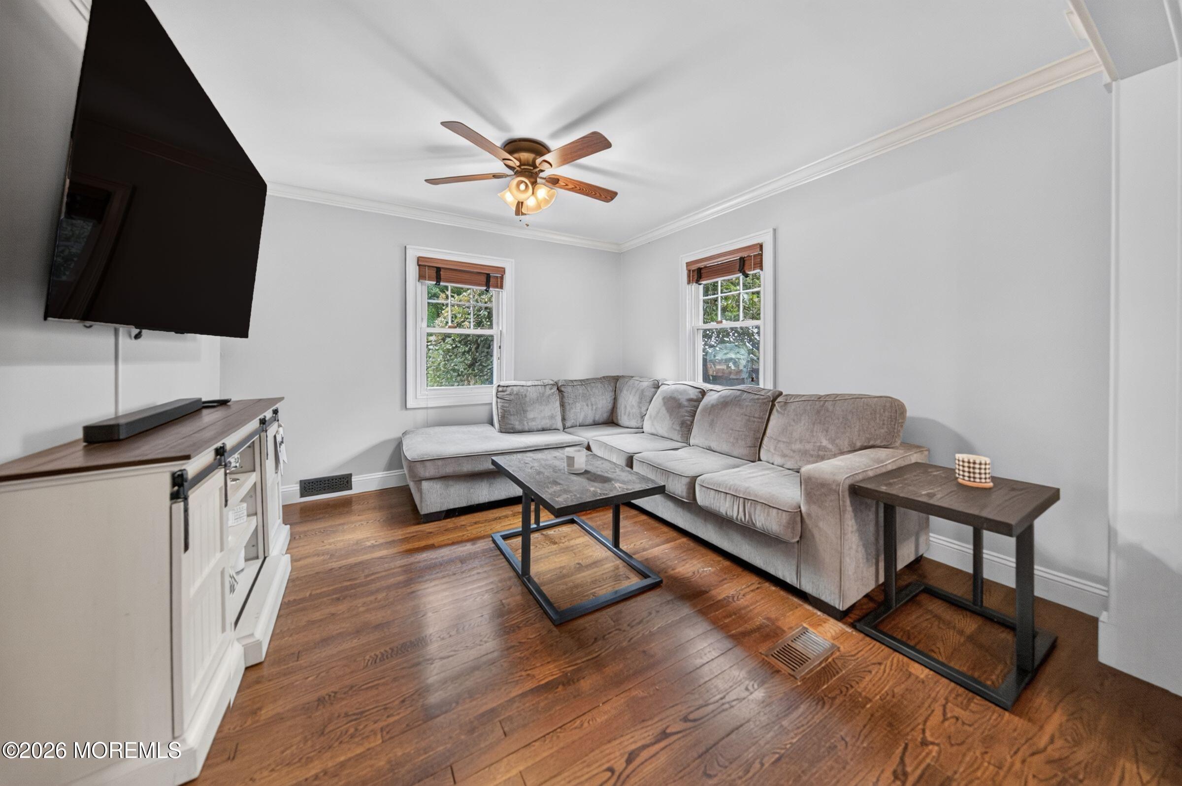 61 Alameda Court Shrewsbury Boro NJ 07702