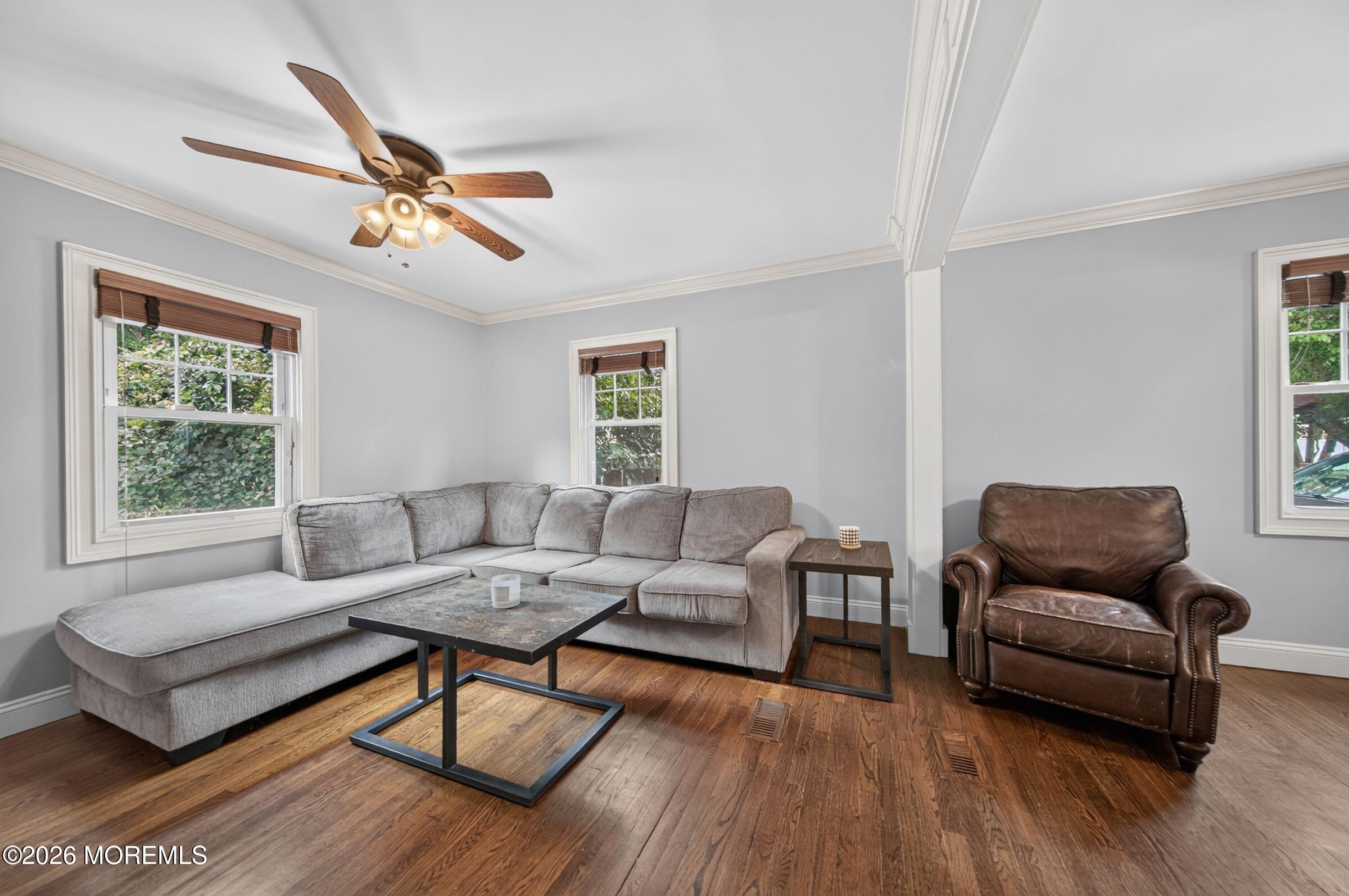 61 Alameda Court Shrewsbury Boro NJ 07702
