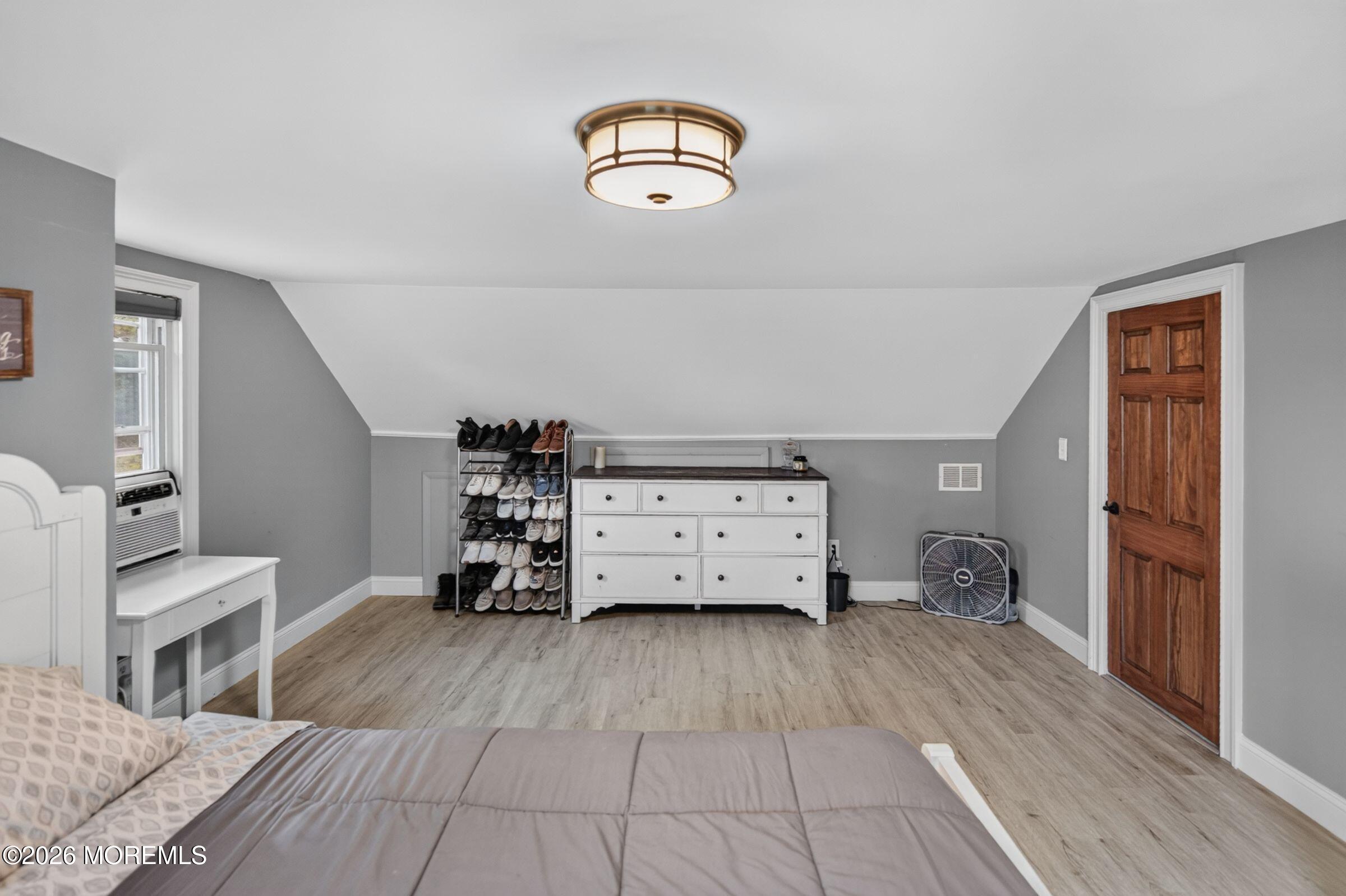 61 Alameda Court Shrewsbury Boro NJ 07702