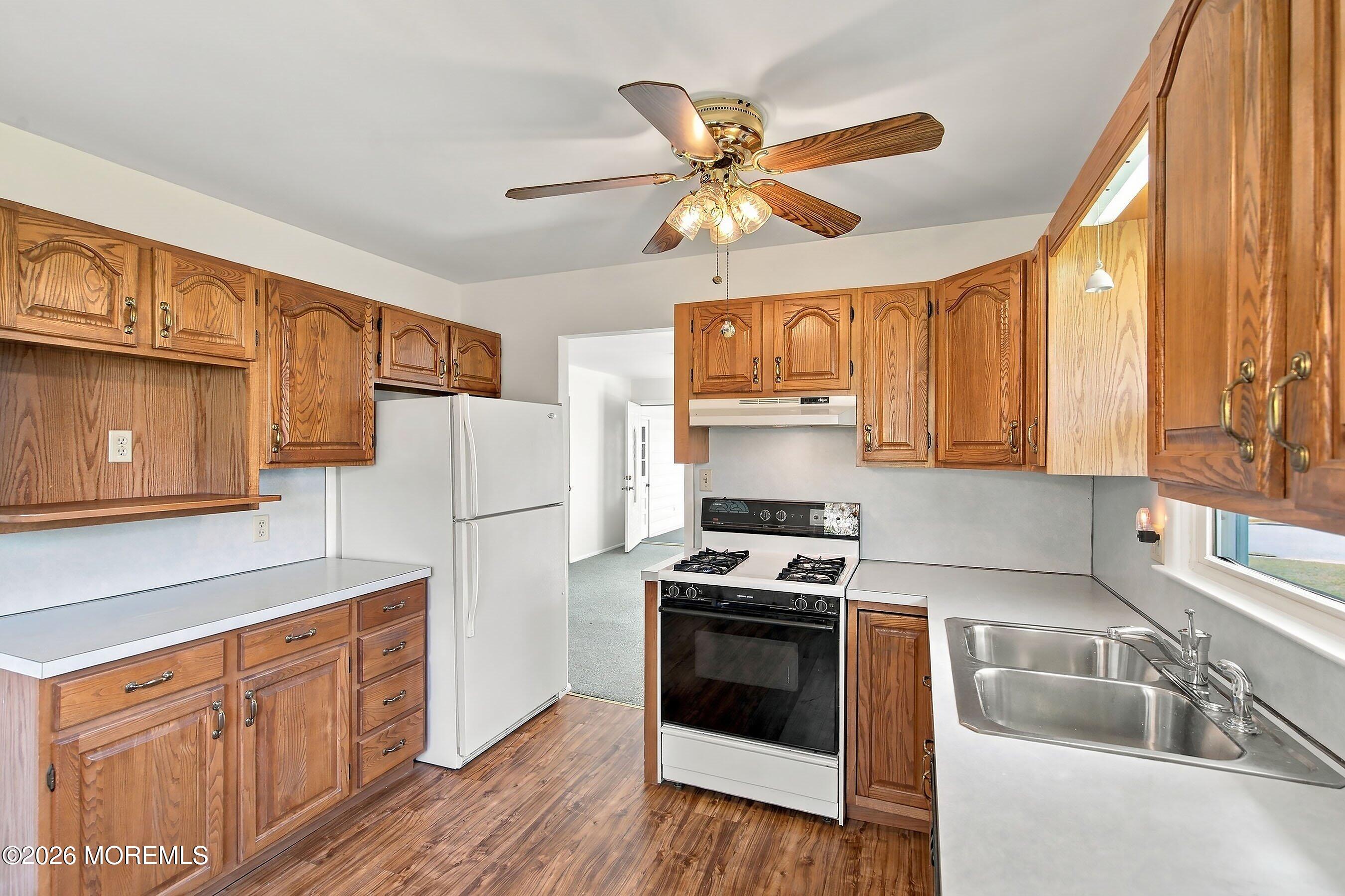 65 Sunflower Lane Toms River NJ 08755