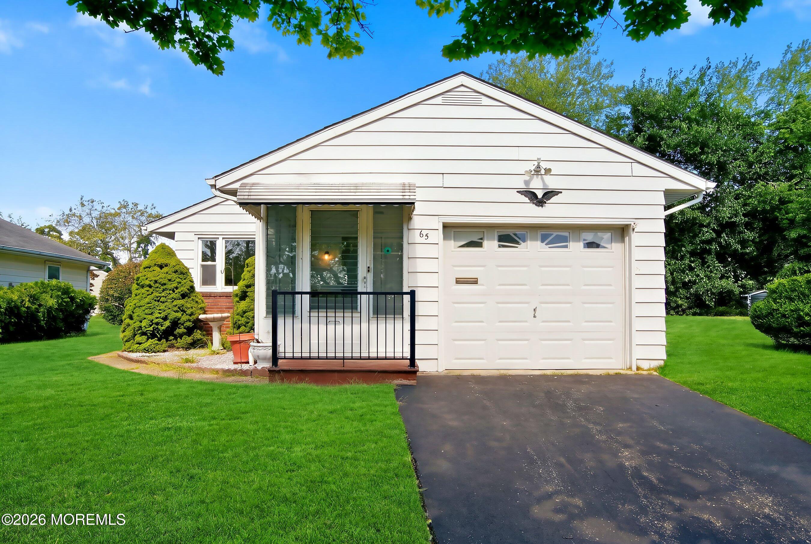 65 Sunflower Lane Toms River NJ 08755