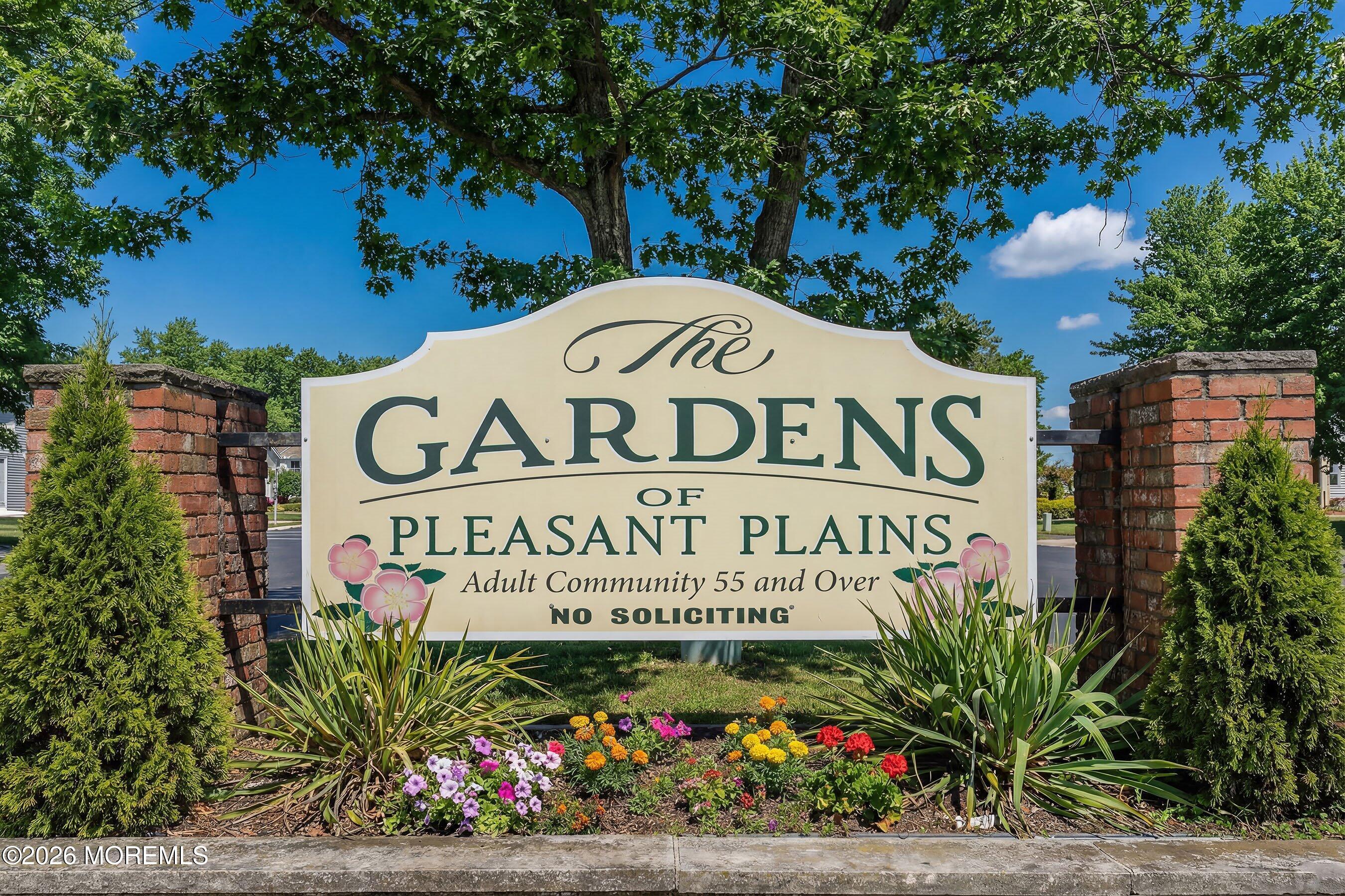 65 Sunflower Lane Toms River NJ 08755
