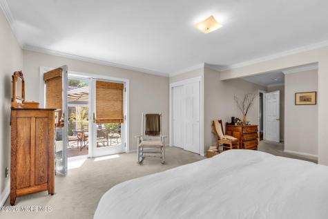 90 Queens Drive S Little Silver NJ 07739