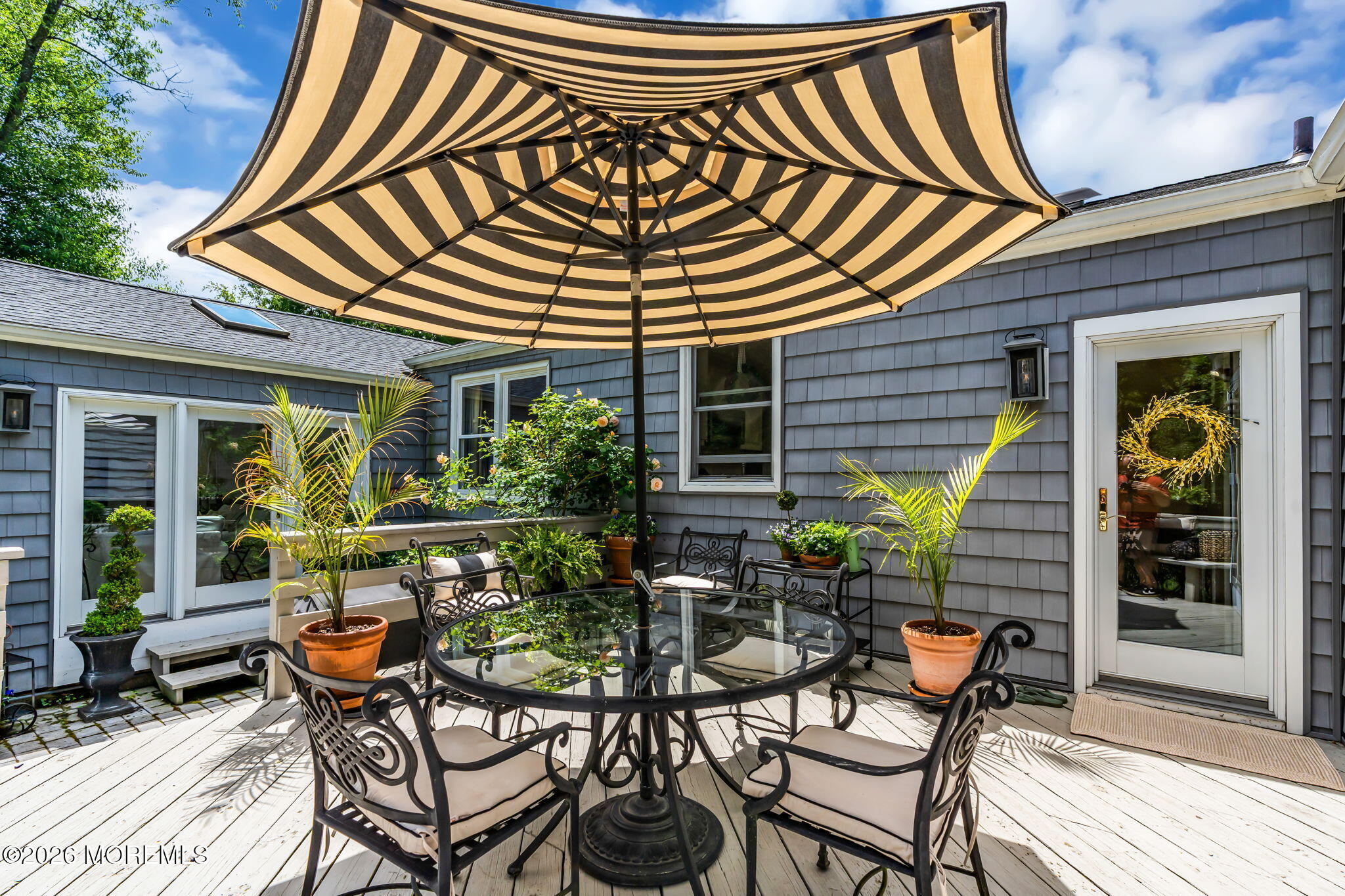 90 Queens Drive S Little Silver NJ 07739