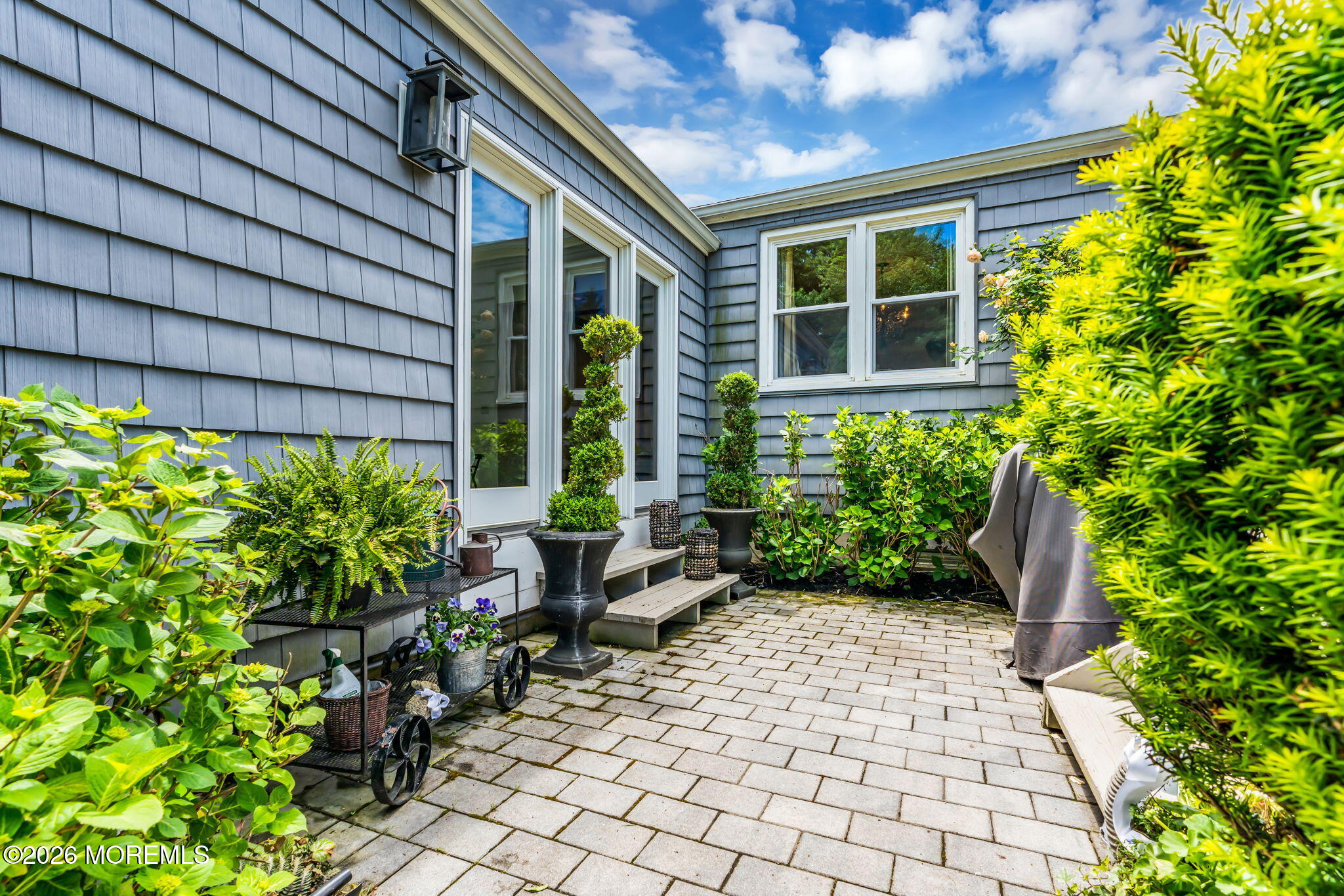 90 Queens Drive S Little Silver NJ 07739