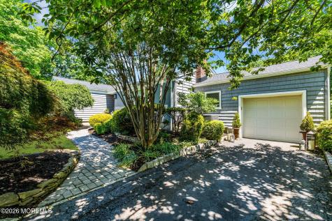 90 Queens Drive S Little Silver NJ 07739