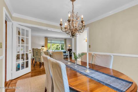 90 Queens Drive S Little Silver NJ 07739