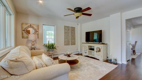 25 Lake Avenue Helmetta NJ 08828