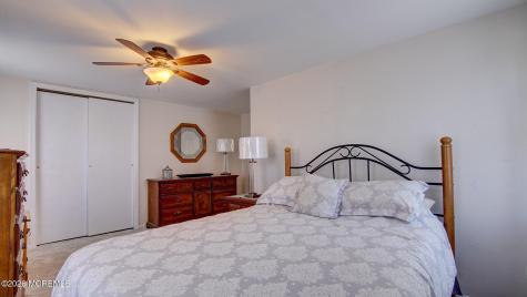 25 Lake Avenue Helmetta NJ 08828
