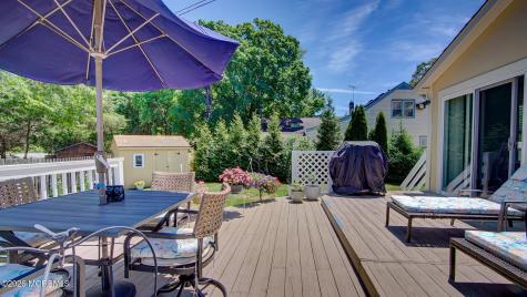 25 Lake Avenue Helmetta NJ 08828
