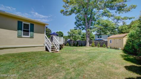 25 Lake Avenue Helmetta NJ 08828