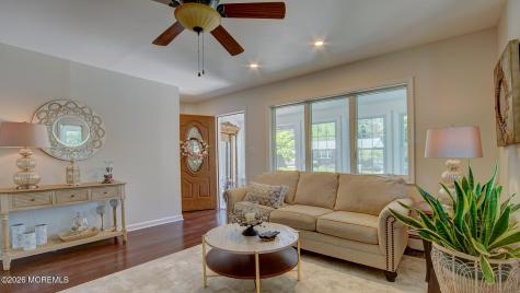 25 Lake Avenue Helmetta NJ 08828