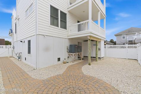 514 N Atlantic Avenue Beach Haven NJ 08008
