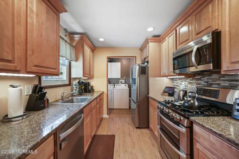 4 Spruce Road Howell NJ 07731