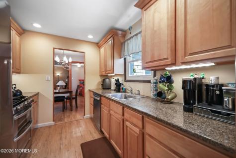 4 Spruce Road Howell NJ 07731