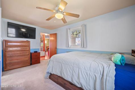 4 Spruce Road Howell NJ 07731