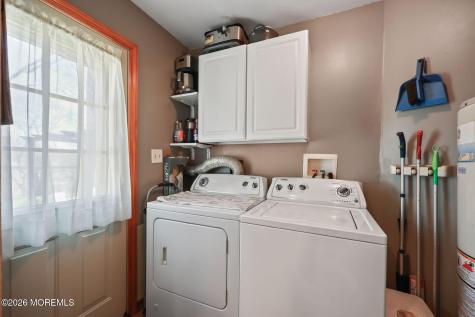 4 Spruce Road Howell NJ 07731