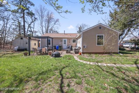 4 Spruce Road Howell NJ 07731