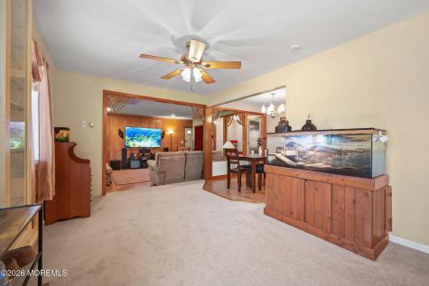 4 Spruce Road Howell NJ 07731