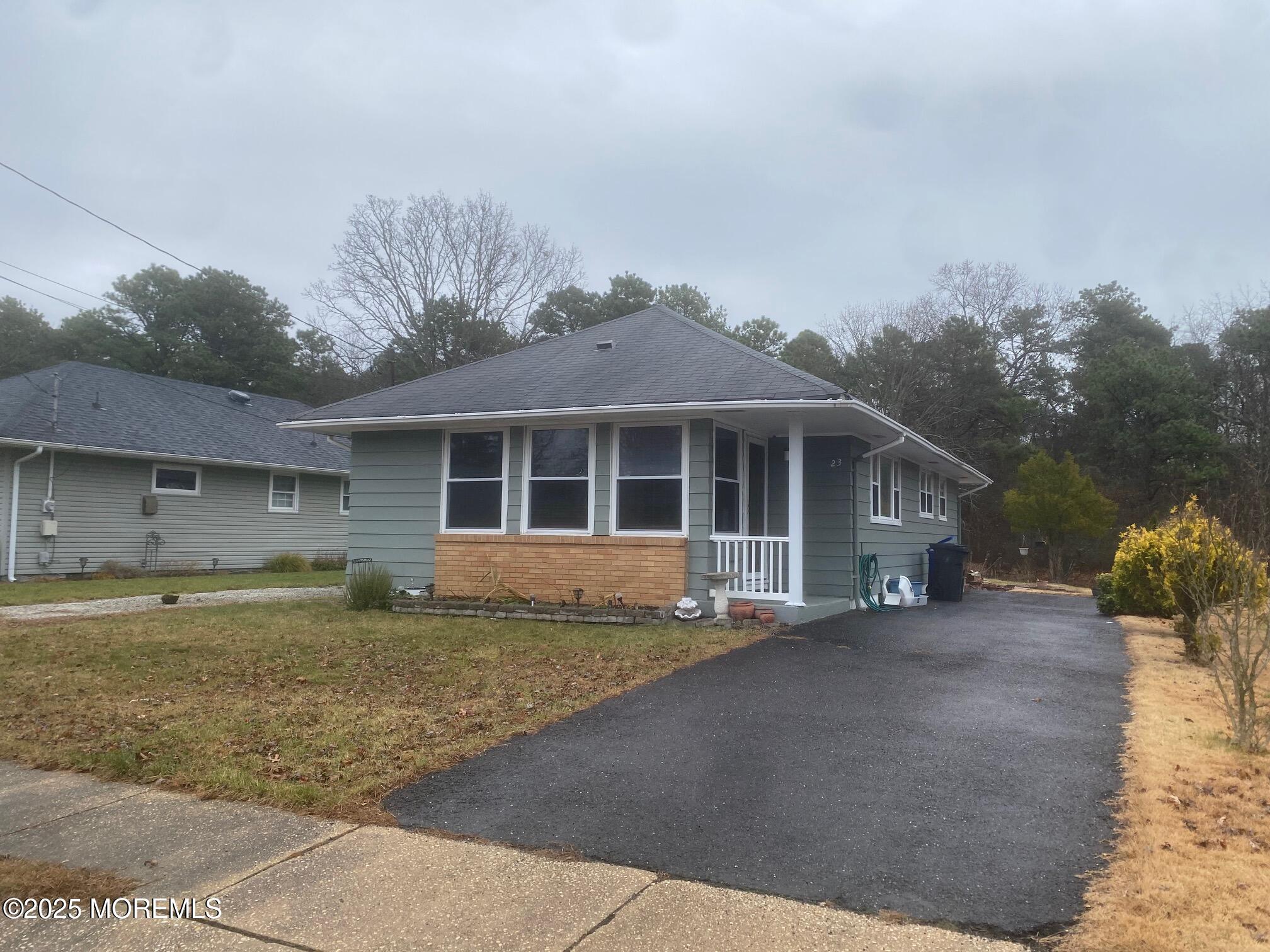 23 Yellowstone Drive Toms River NJ 08753