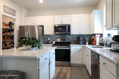 9 Lookout Avenue Barnegat NJ 08005