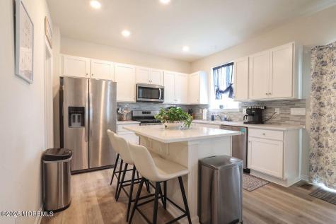 9 Lookout Avenue Barnegat NJ 08005