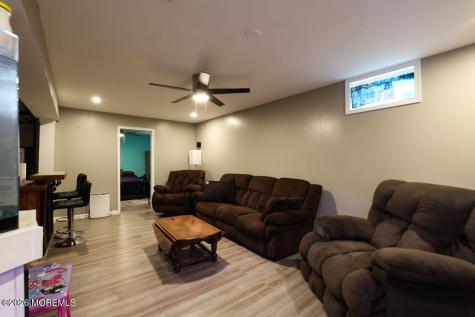 9 Lookout Avenue Barnegat NJ 08005