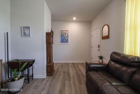 9 Lookout Avenue Barnegat NJ 08005
