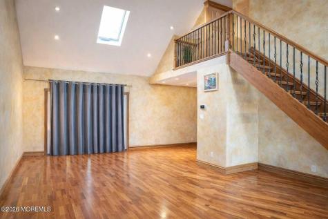 6 Hillcrest Road Manalapan NJ 07726