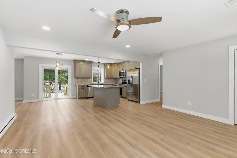 10 Woodbury Court Toms River NJ 08757