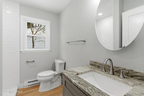 10 Woodbury Court Toms River NJ 08757