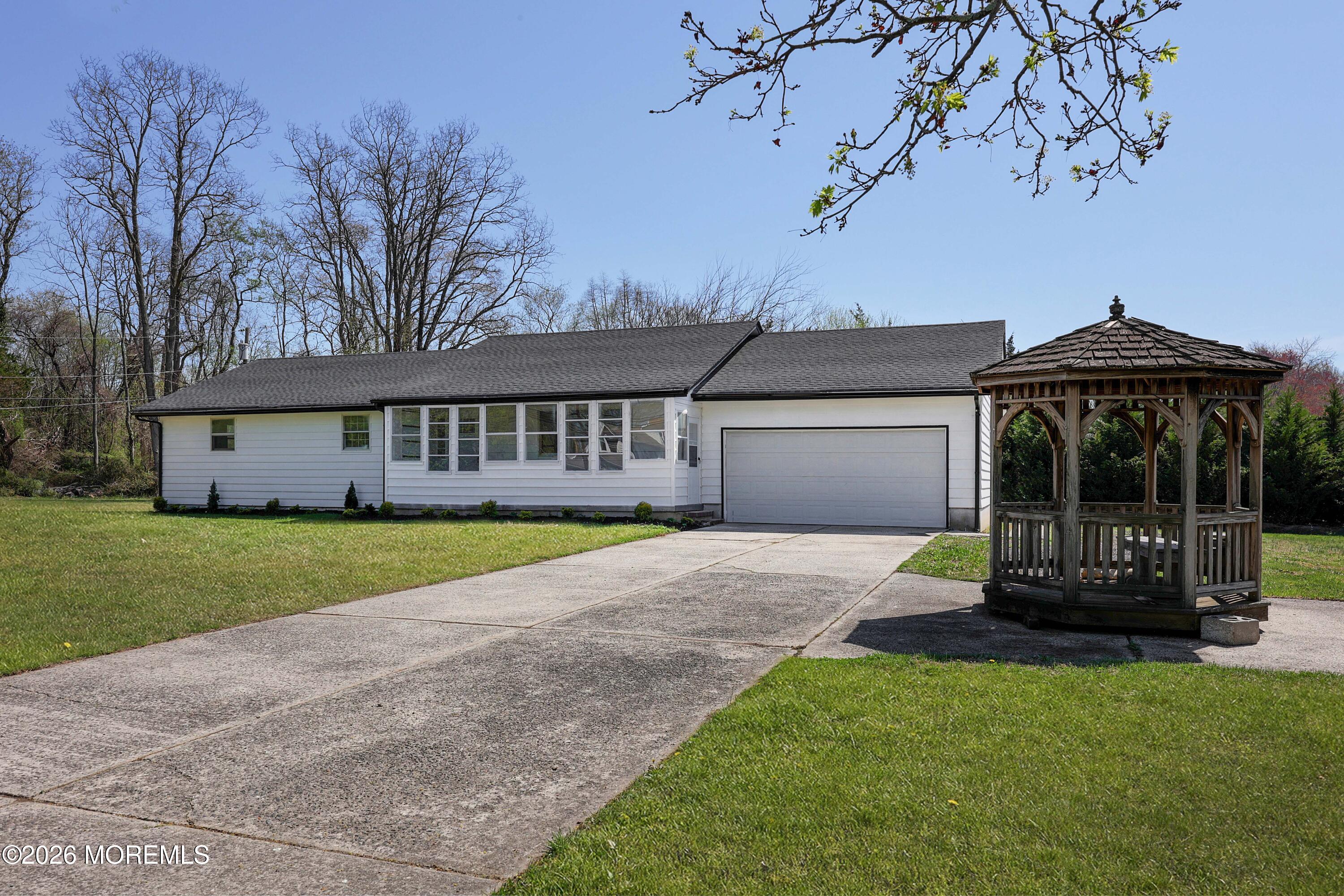 149 Asbury Road Farmingdale NJ 07727